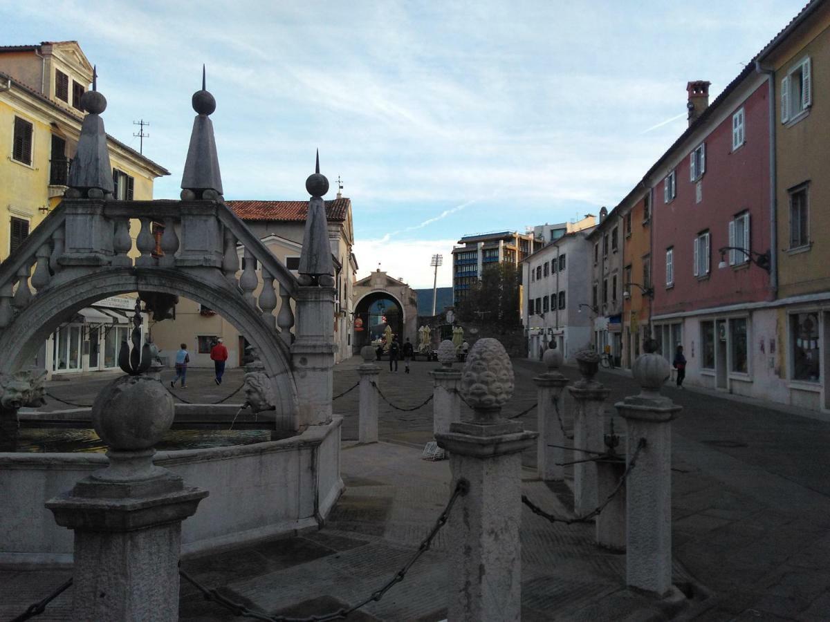 Casa Riccobon Hotel Koper Bagian luar foto
